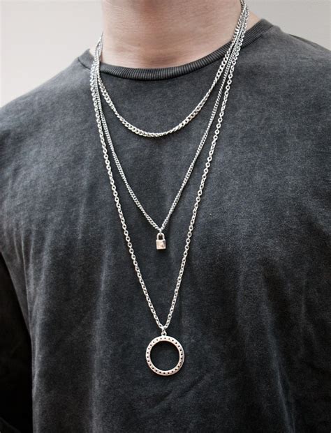 men's fashion necklaces and pendants.